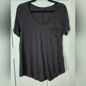 Babaton Aritzia Black Scoop Neck Pocket Tee "Sami" Size M